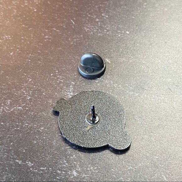 Alien Need To Get Home Enamel Pin/ Brooch Lapel - Picture 5 of 6